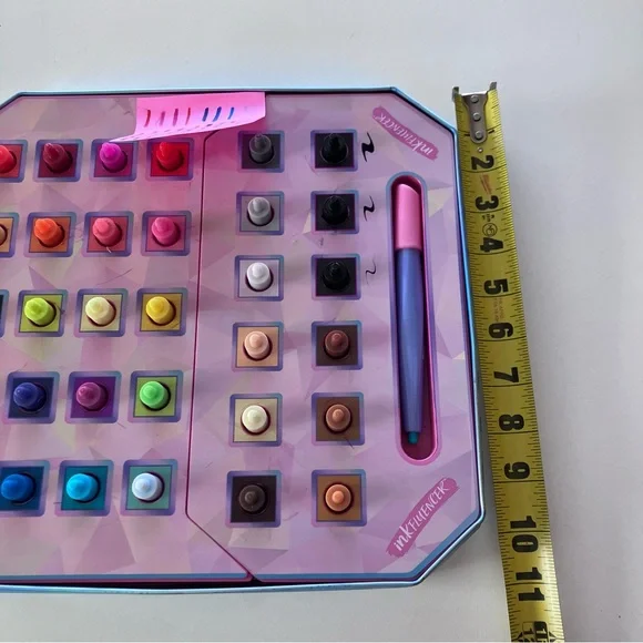 Ink Influencer Click N Color 32 Marker Set Art Kit We Wear Cute TikTok Toy Tin - Picture 11 of 12